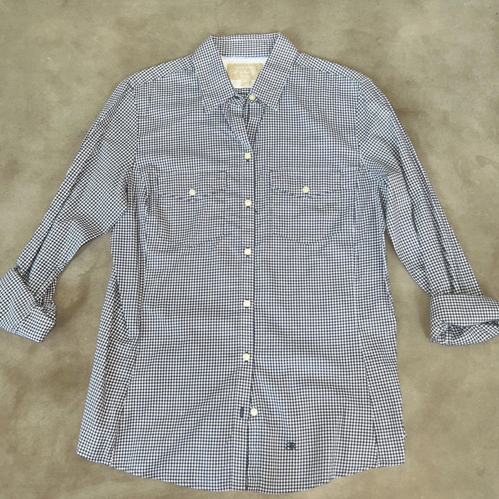 EUC Banana Republic Soft Wash Shirt